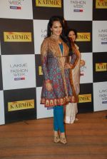 Sonakshi Sinha at Day 4 of lakme fashion week 2012 in Grand Hyatt, Mumbai on 5th March 2012 (92).JPG